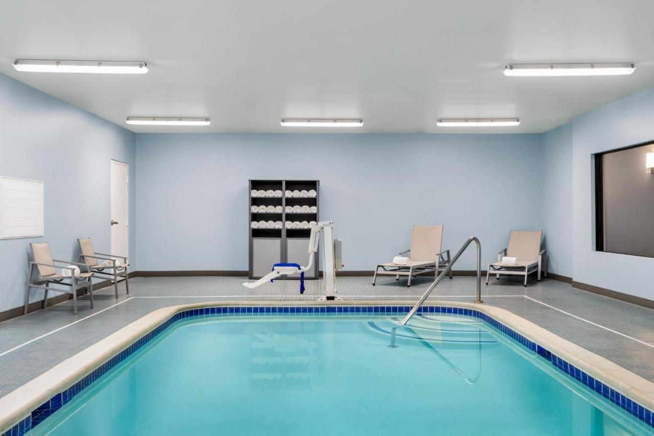 Holiday Inn Express & Suites East Greenbush Albany-Skyline An Ihg Hotel Rensselaer Extérieur photo