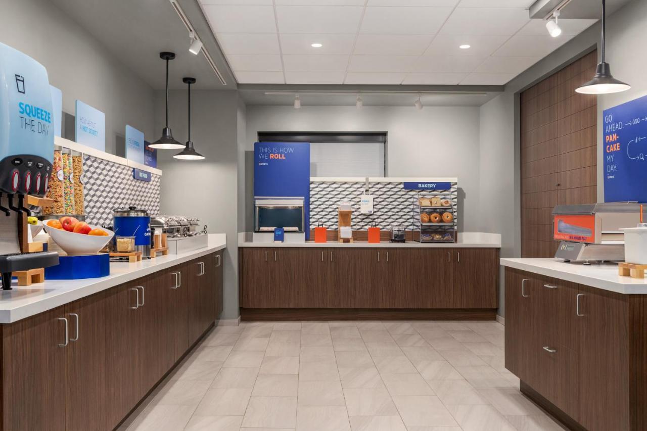 Holiday Inn Express & Suites East Greenbush Albany-Skyline An Ihg Hotel Rensselaer Extérieur photo