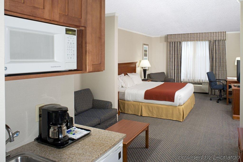 Holiday Inn Express & Suites East Greenbush Albany-Skyline An Ihg Hotel Rensselaer Chambre photo